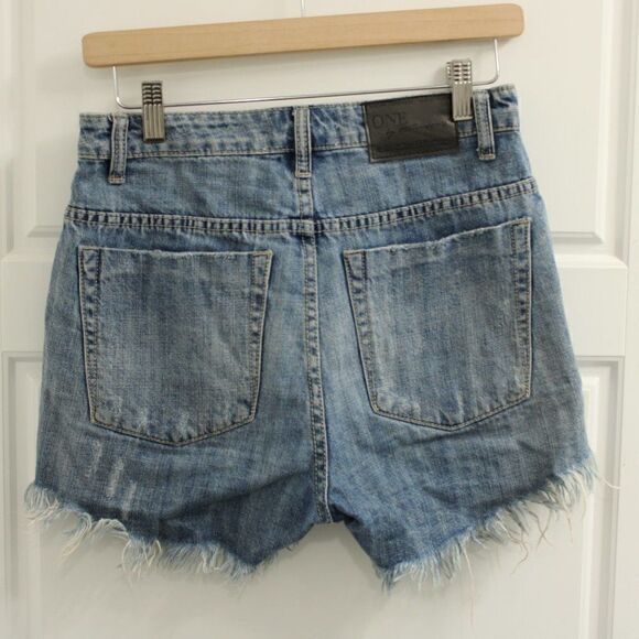 One Teaspoon High Waist Bonita Shorts Slim Fit Raw Hem 26 - Picture 4 of 4